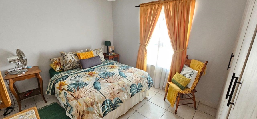 2 Bedroom Property for Sale in Britannia Bay Western Cape